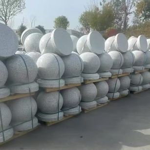 本溪 白麻花岗岩石材圆球，石球，挡车球，隔离球，景观石球，风水球等