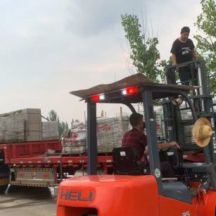 本溪 黄金麻冰裂纹，地铺石装车