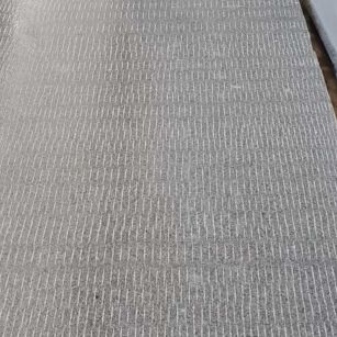 本溪 芝麻灰花岗岩斧剁面，刀斩面