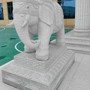 本溪 白麻花岗岩动物异形石雕-大象