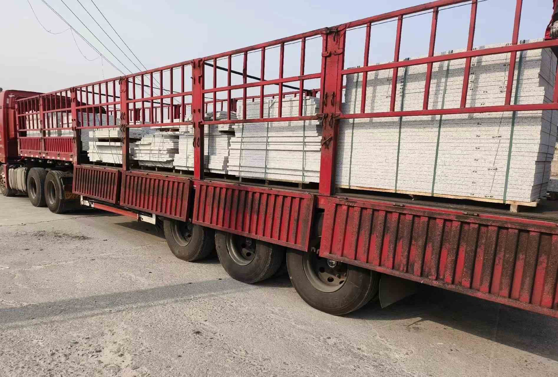 本溪 白麻荔枝面外墙干挂，工厂装车日常