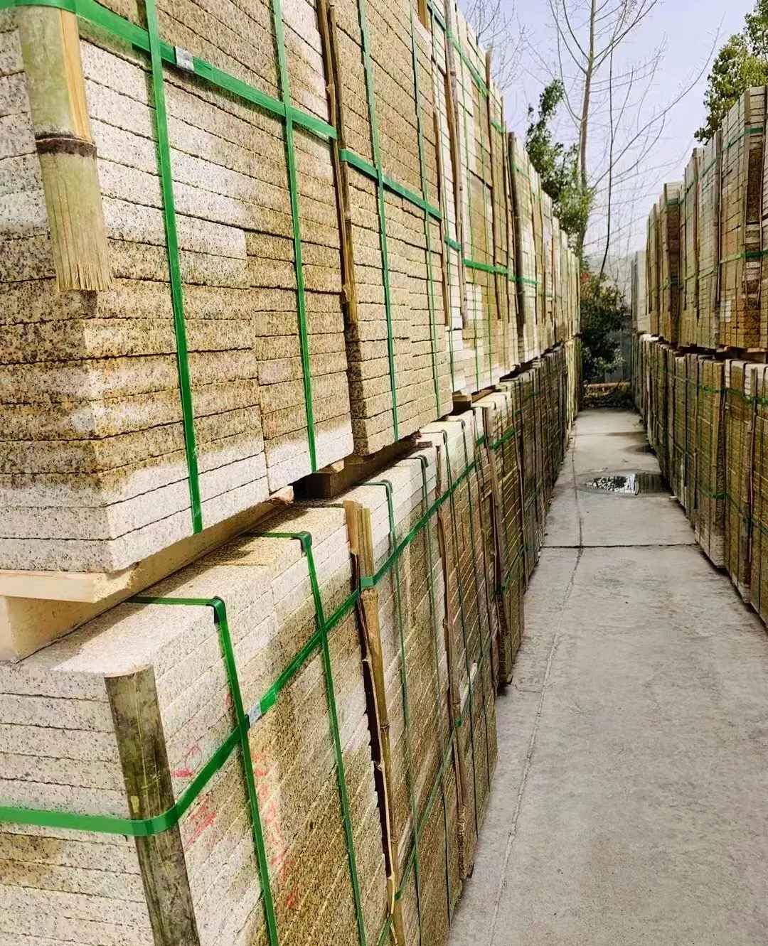 本溪 黄金麻花岗岩荔枝面地铺石