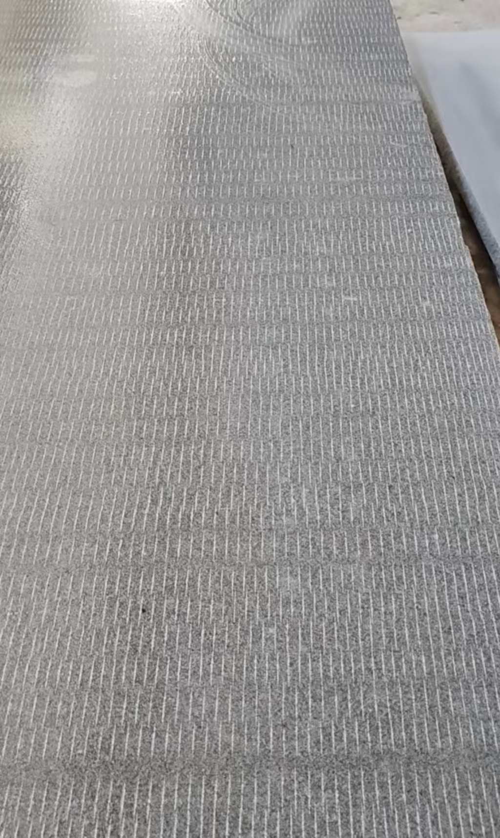 本溪 芝麻灰花岗岩斧剁面，刀斩面