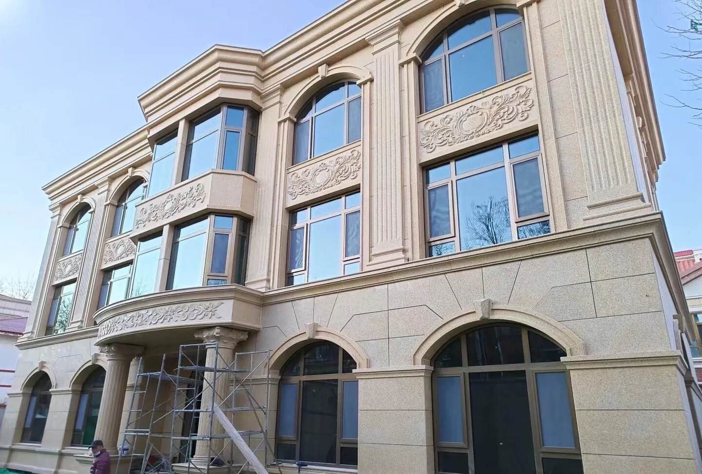 本溪 黄金麻花岗岩别墅外墙干挂