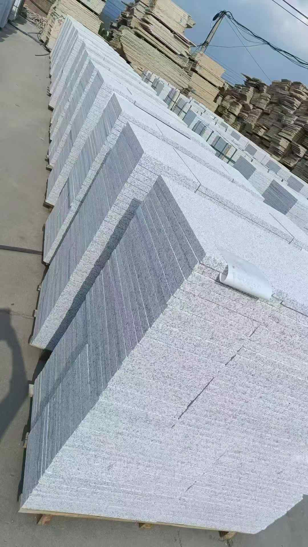 本溪 白麻荔枝面花岗岩地铺石