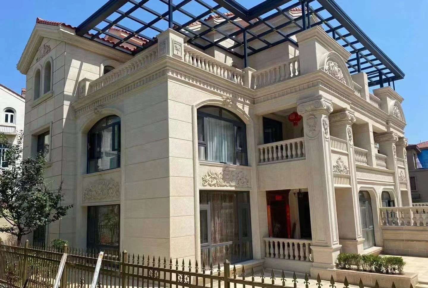 本溪 黄金麻花岗岩荔枝面别墅外墙干挂