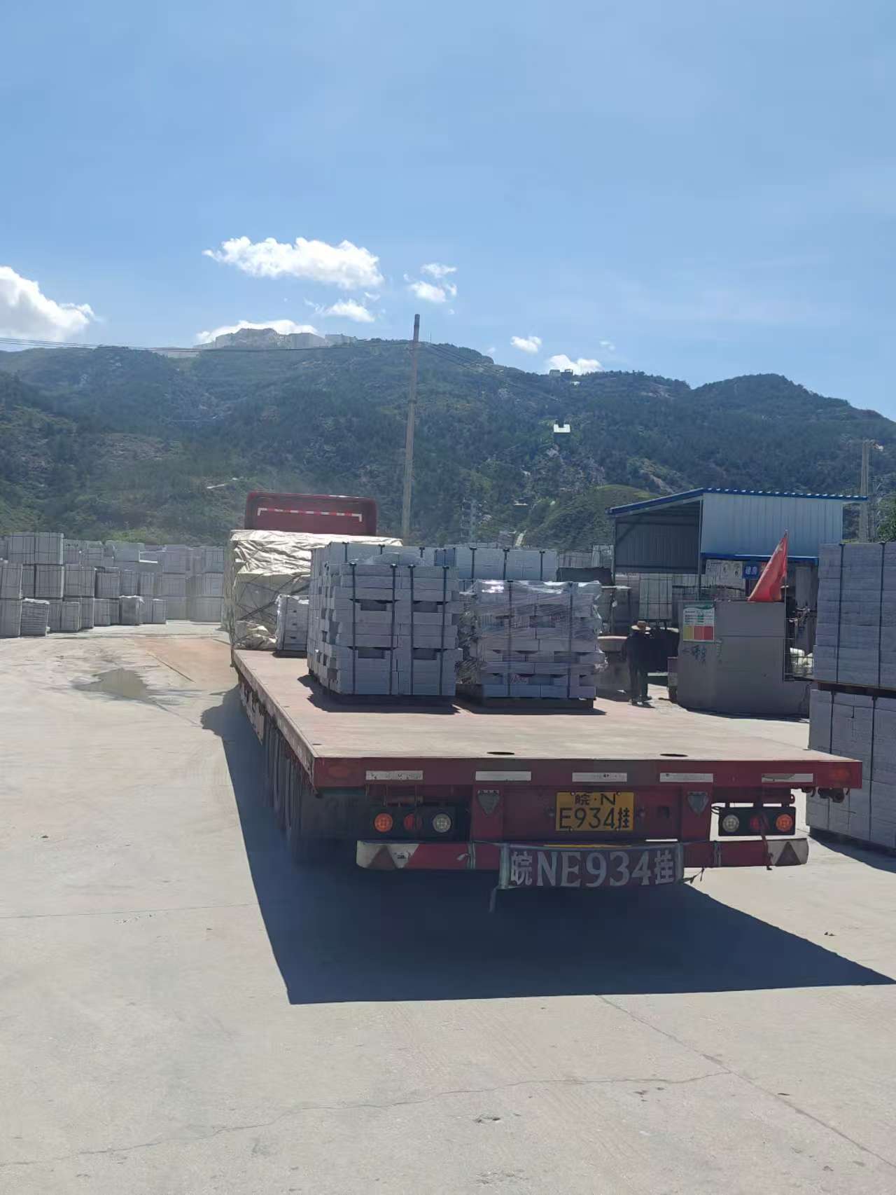 本溪 芝麻白仿形路沿石，直形路沿石